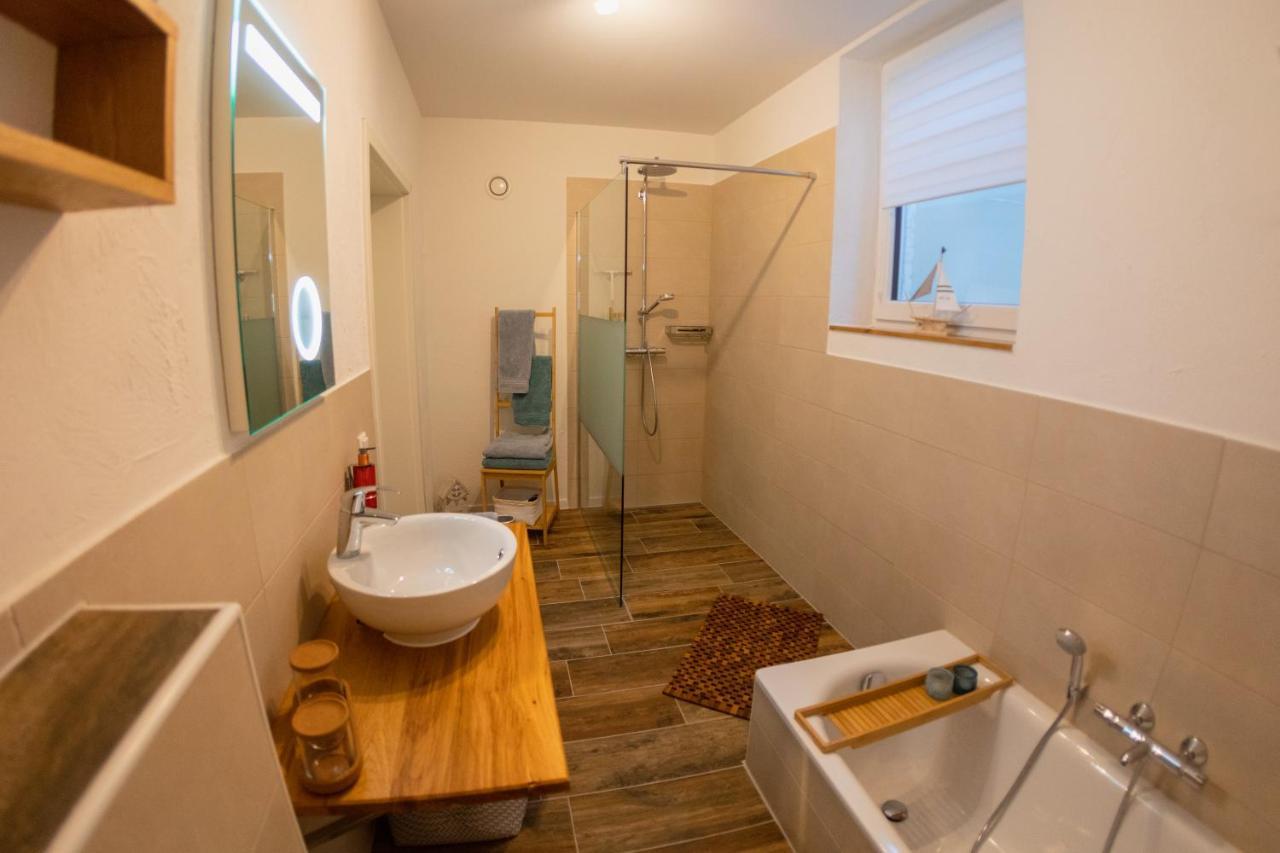 Ferienwohnung Moselpanorama トラーベン・トラールバッハ エクステリア 写真