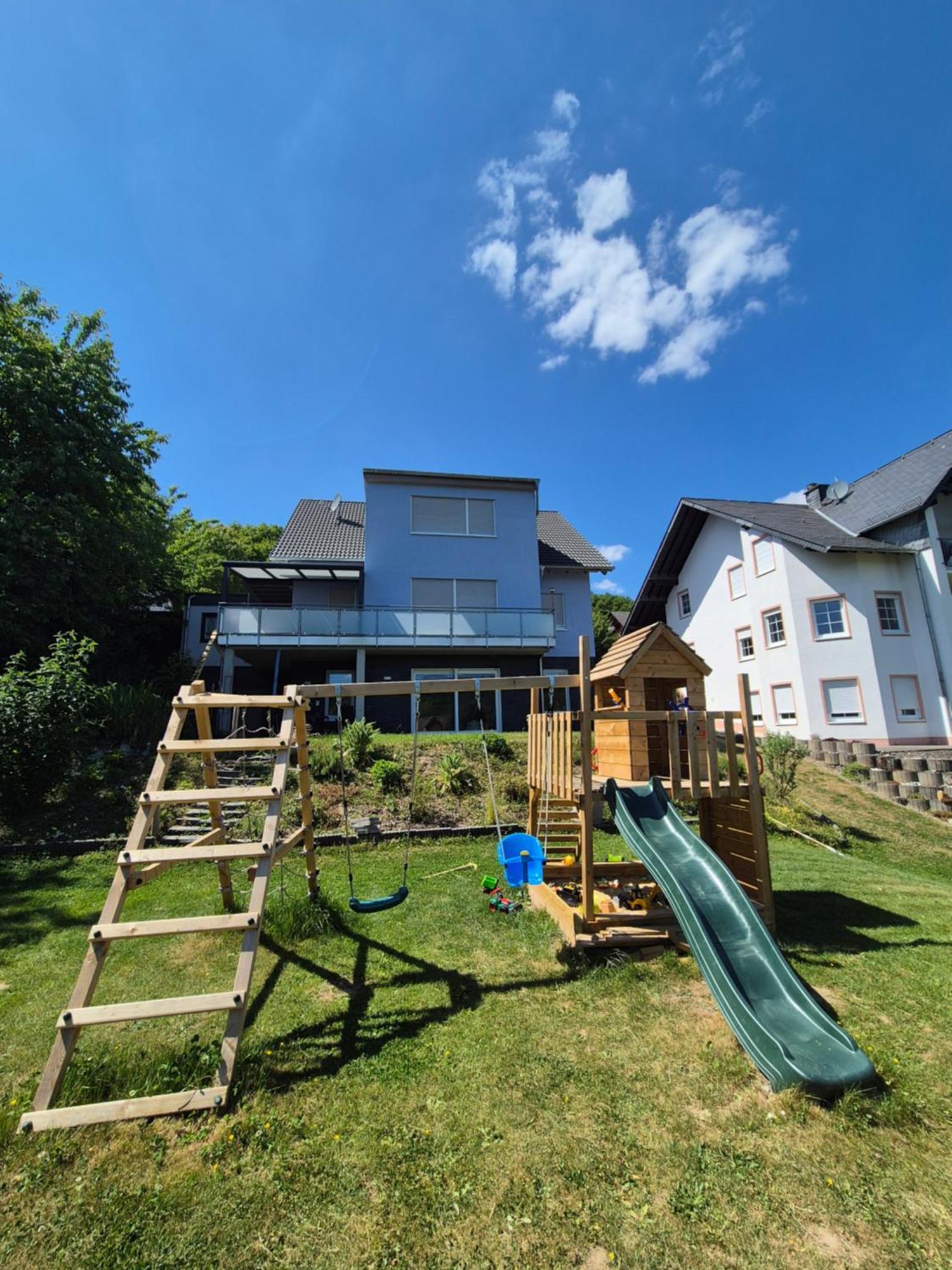 Ferienwohnung Moselpanorama トラーベン・トラールバッハ エクステリア 写真